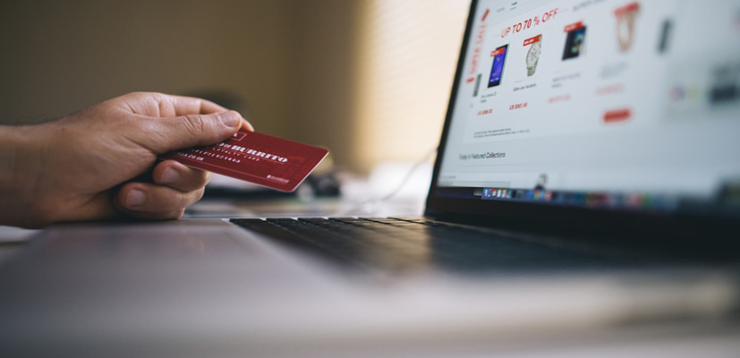 Nowe obowiązki dla właścicieli sklepów internetowych w ramach Google Shopping Jakie zmiany wprowadzono w płatnym katalogu produktów Google?